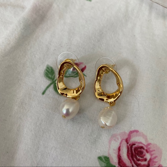 Earnings - Picture 15 of 15